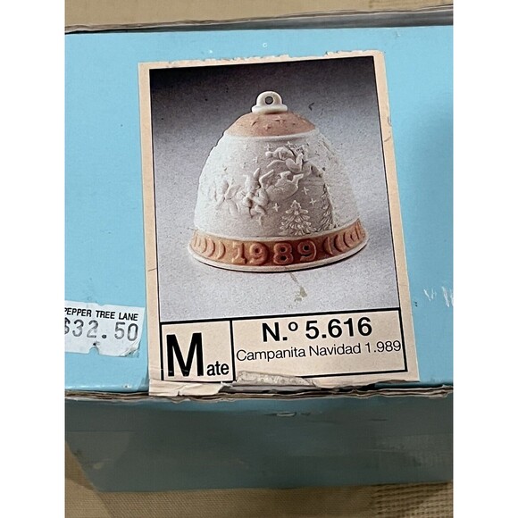 VINTAGE 1989 ANNUAL LLADRO CHRISTMAS BELL PORCELAIN BISQUE ORNAMENT With Box - Picture 8 of 8